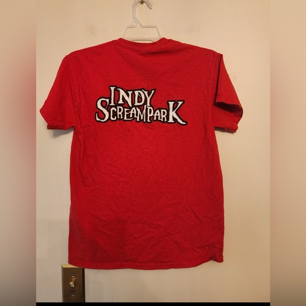 Indy Scream Park red T-Shirt size mens medium - Picture 2 of 3